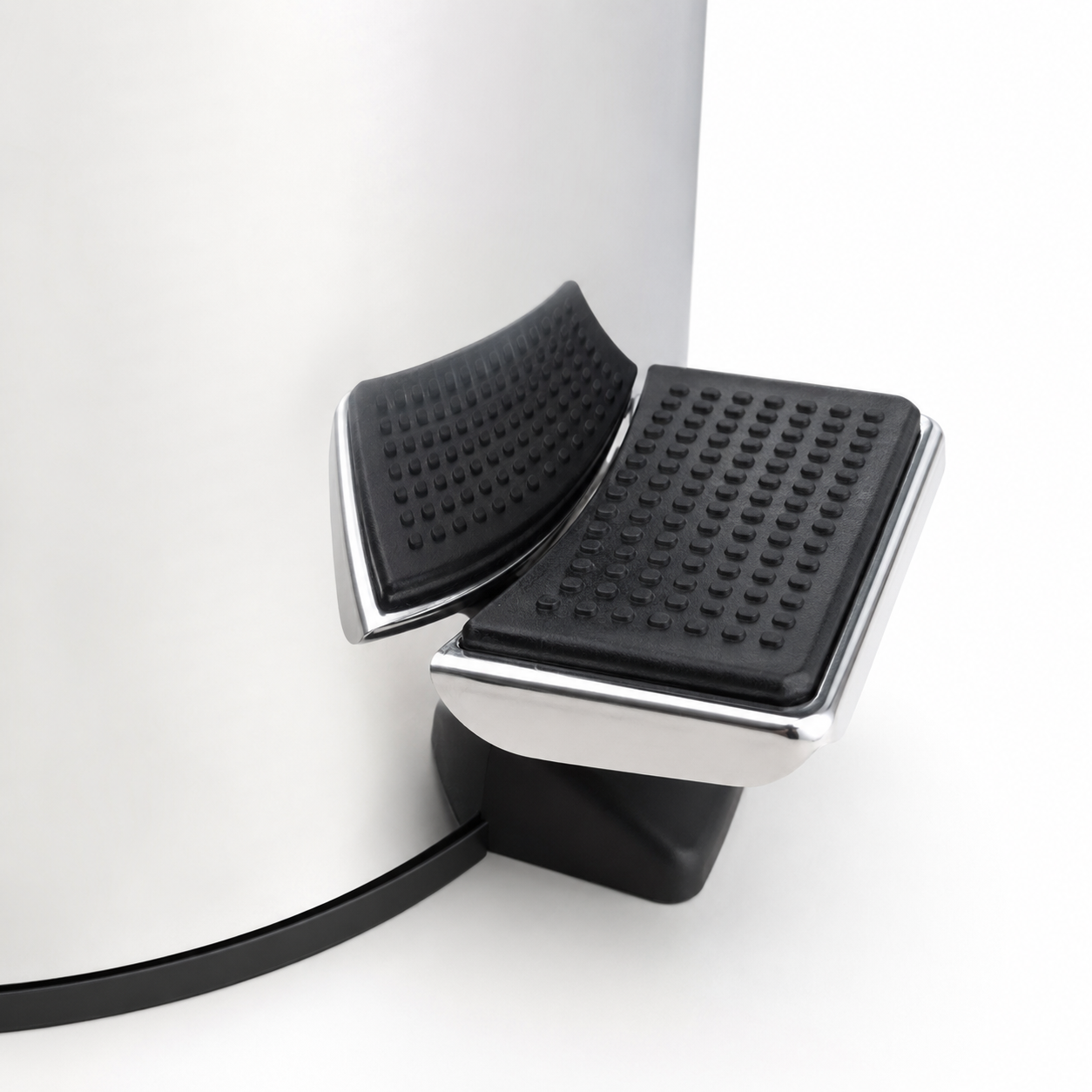 Lixeira Pedal 3L Inox Fechamento Slow Motion Kazalinda Lixeira Pedal 3L Inox Fechamento Slow Motion Kazalinda