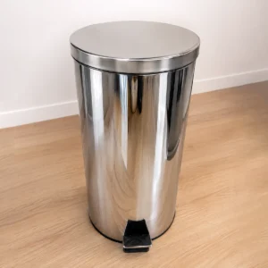 Lixeira Pedal 30L Inox Fechamento Slow Motion Kazalinda