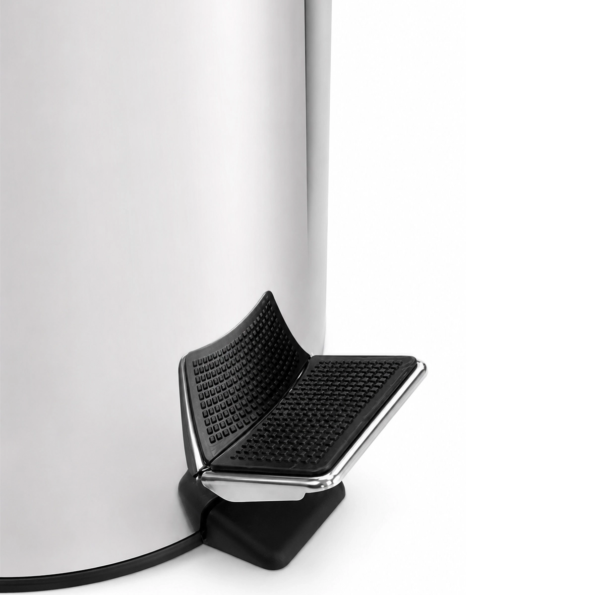Lixeira Pedal 30L Inox Fechamento Slow Motion Kazalinda 6 Lixeira Pedal 30L Inox Fechamento Slow Motion Kazalinda